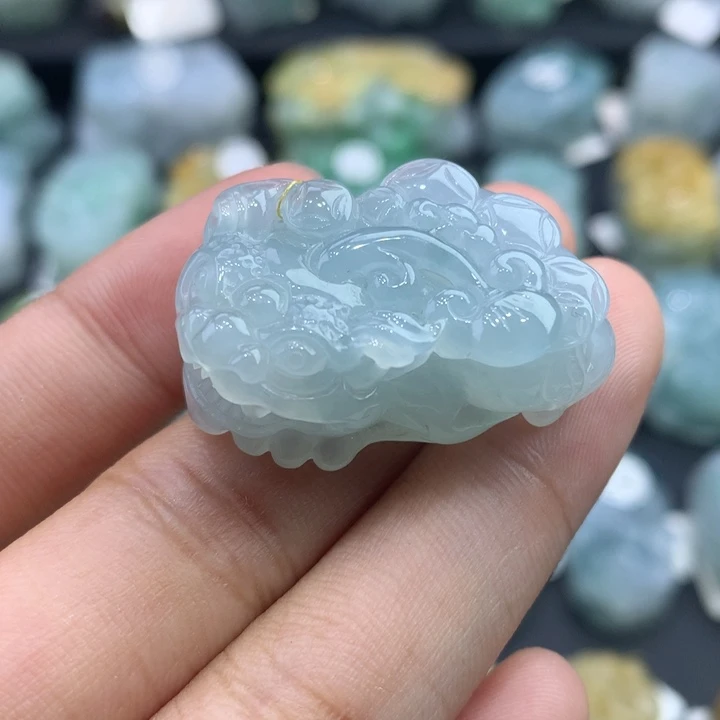 翡翠未镶嵌颈饰天然缅甸翡翠