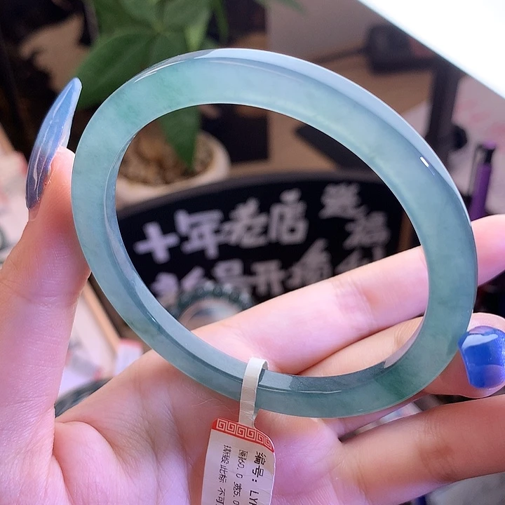 翡翠挂件未镶嵌59-60