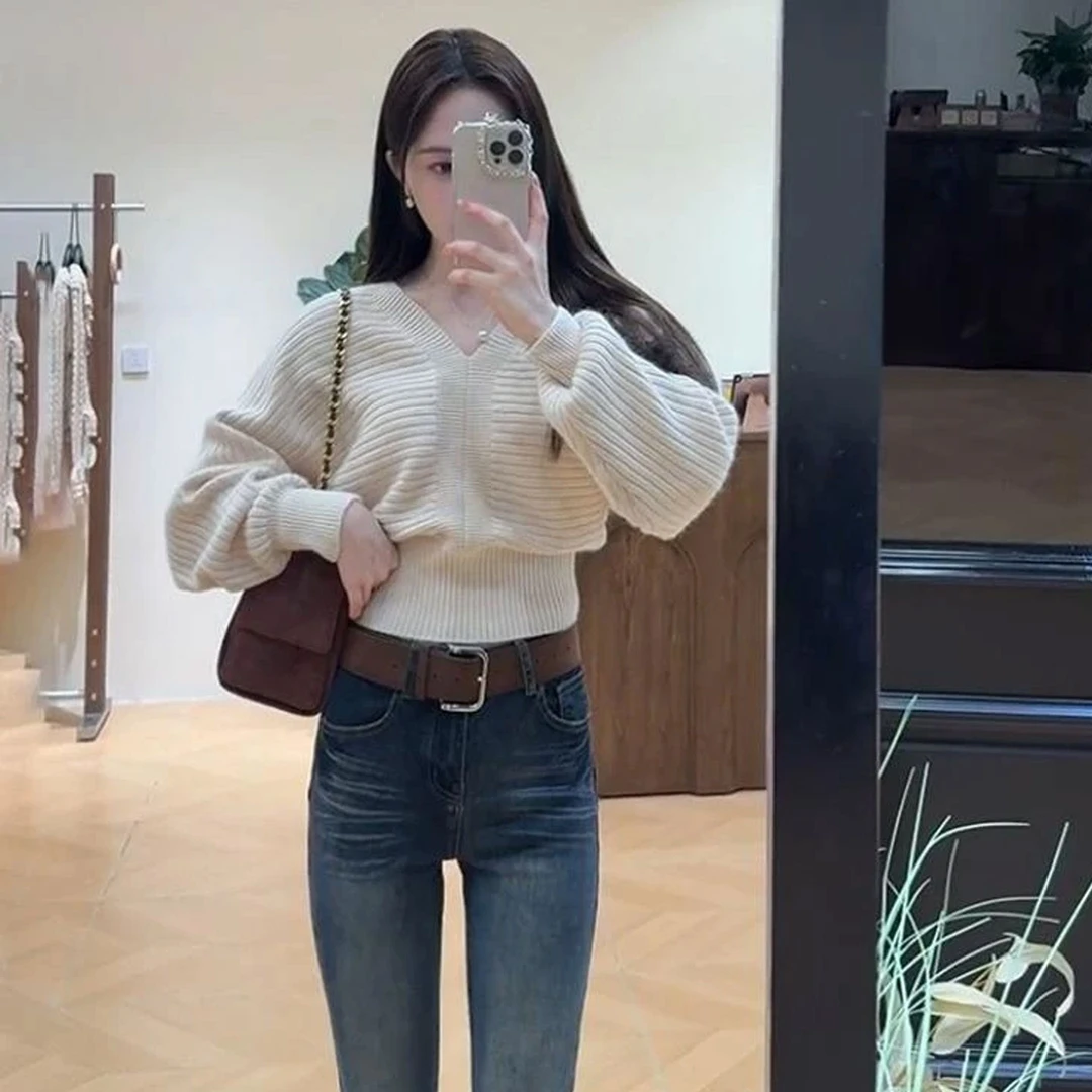 巨好看的早秋季穿搭v领毛衣针织衫女设计感收腰宽松独特漂亮上衣