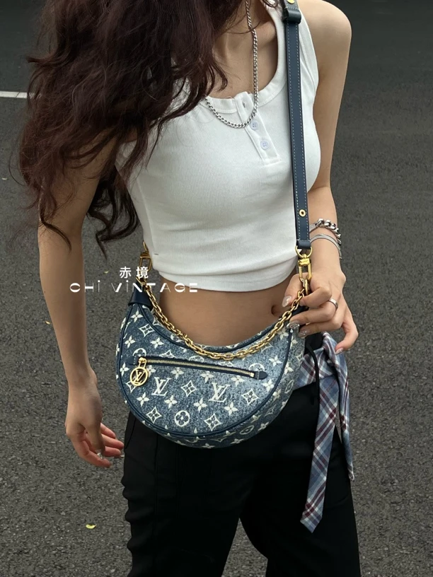 95新 LouisVuitton/路易威登 3331 蓝色丹宁loop豌豆月牙单肩包