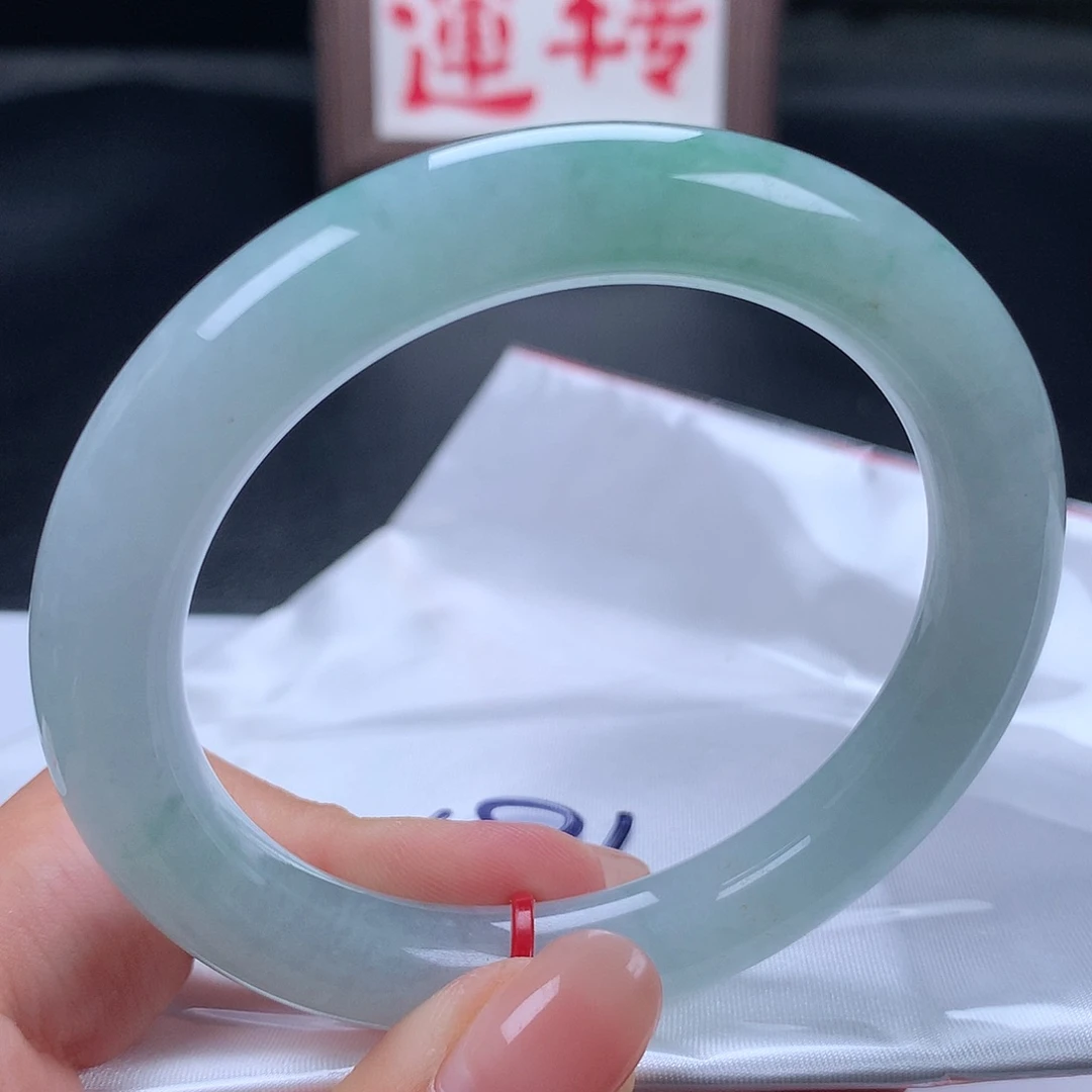 未镶嵌手镯翡翠182