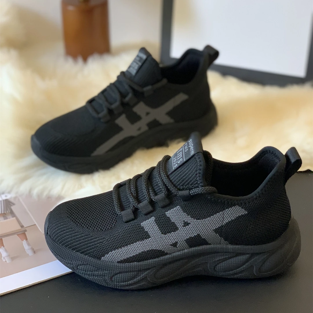 新款厚底休闲鞋女2025年秋季新款百搭简约爆款系带显脚小时尚板鞋