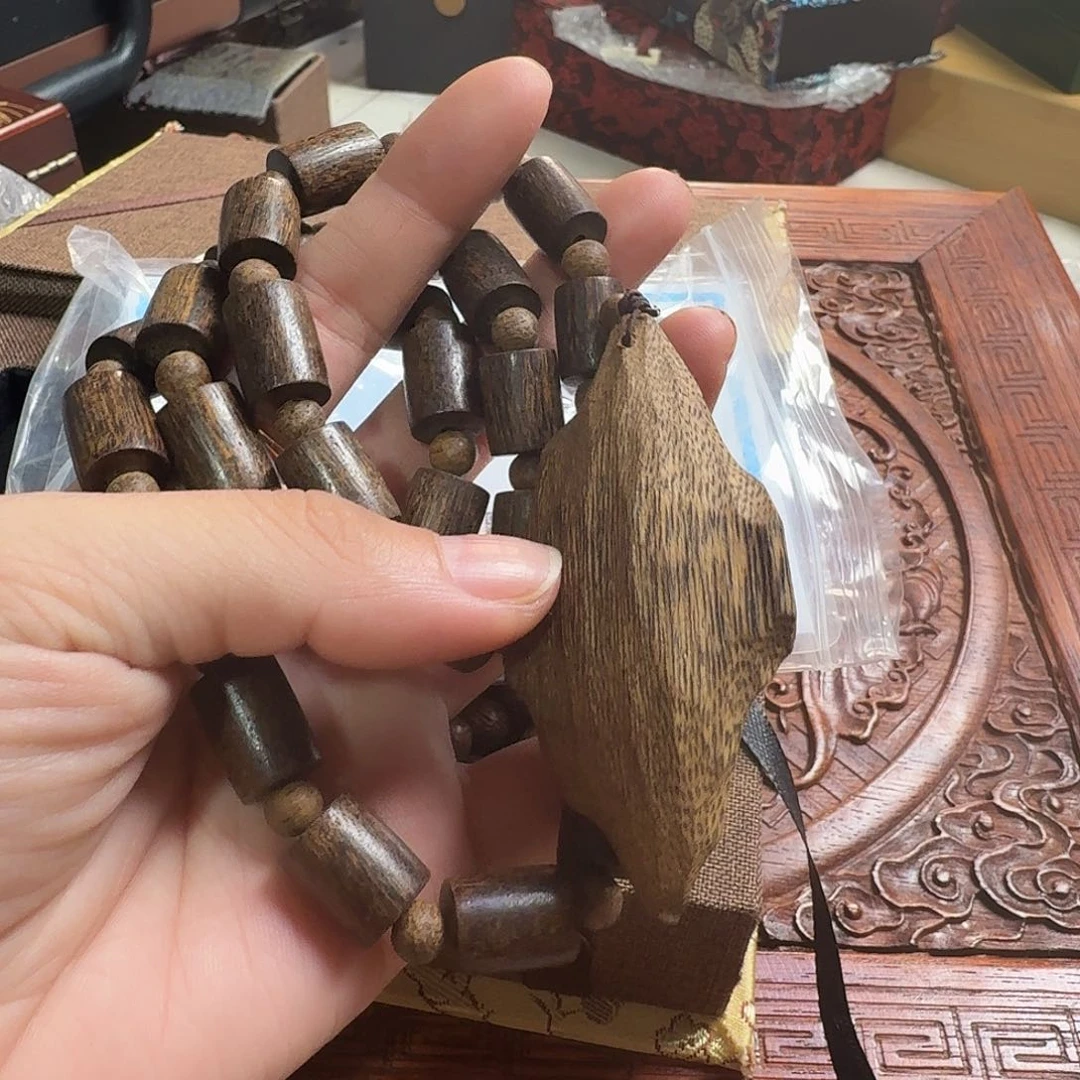 滴血莲花菩提手串