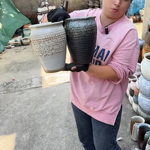 17口24高两个盆子。