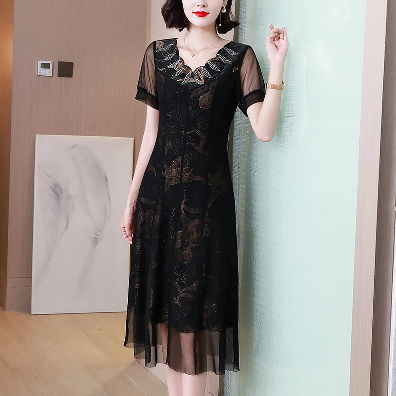 40060中年妈妈夏装连衣裙气质显瘦2025年夏季新款中长款短袖裙子