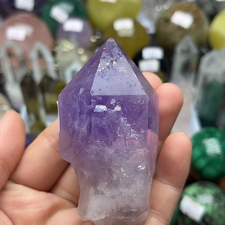水晶珠宝半成品未镶嵌146克紫水晶原石