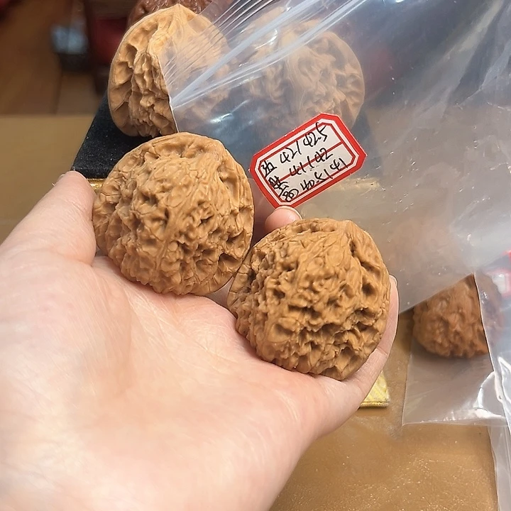 把件文玩核桃赵喜满南将石