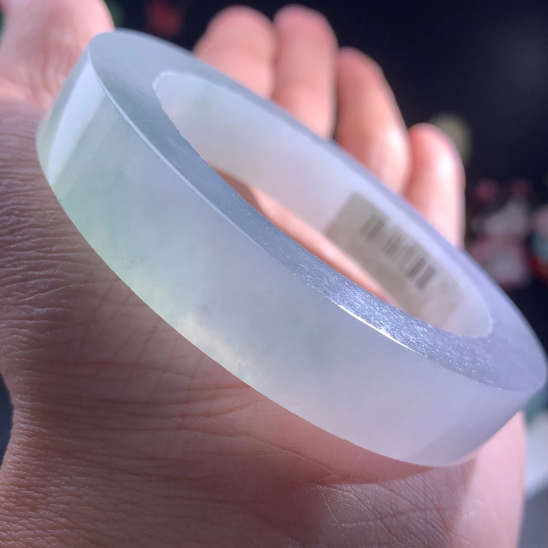 定制翡翠未镶嵌手镯