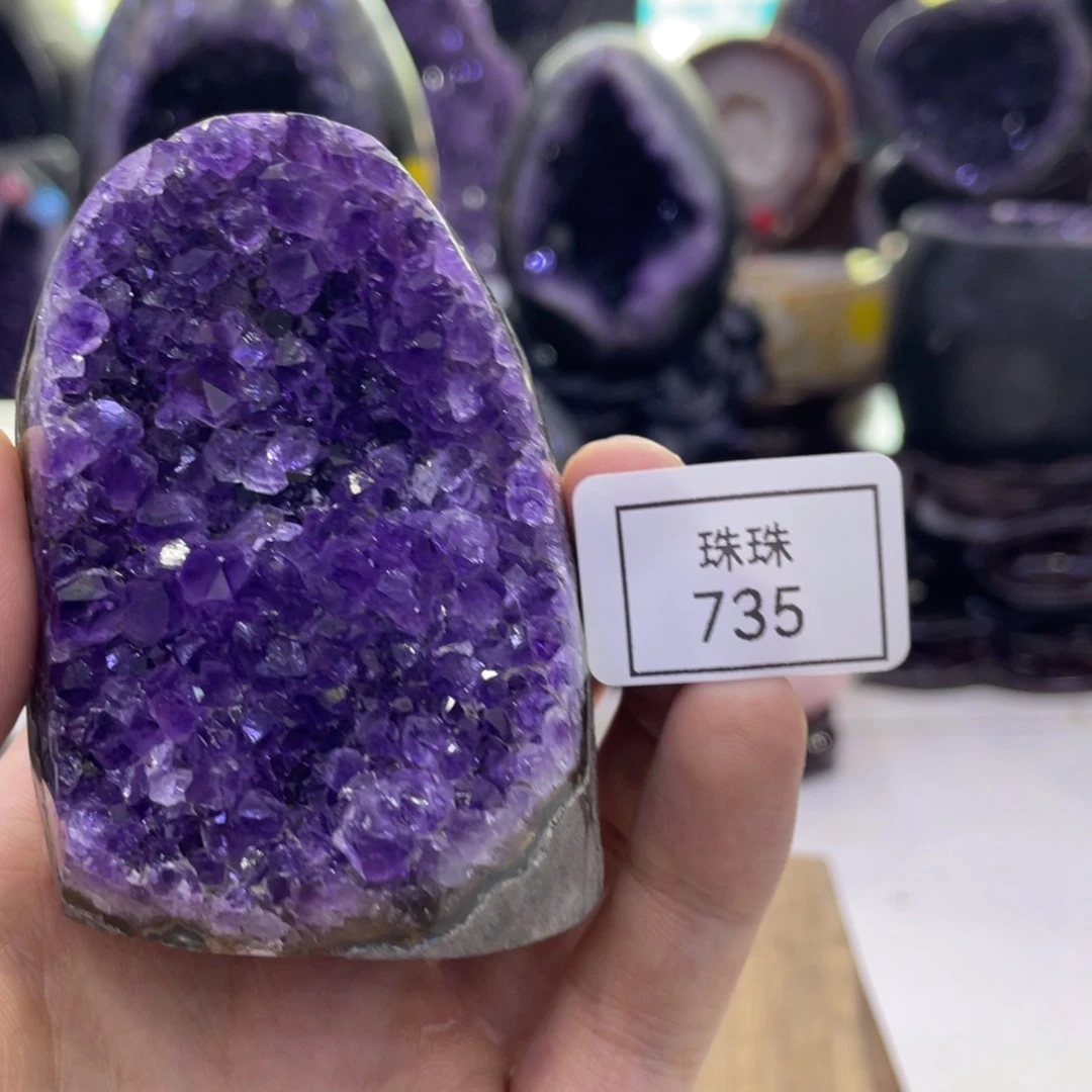 未镶嵌水晶大型摆件（非配饰）