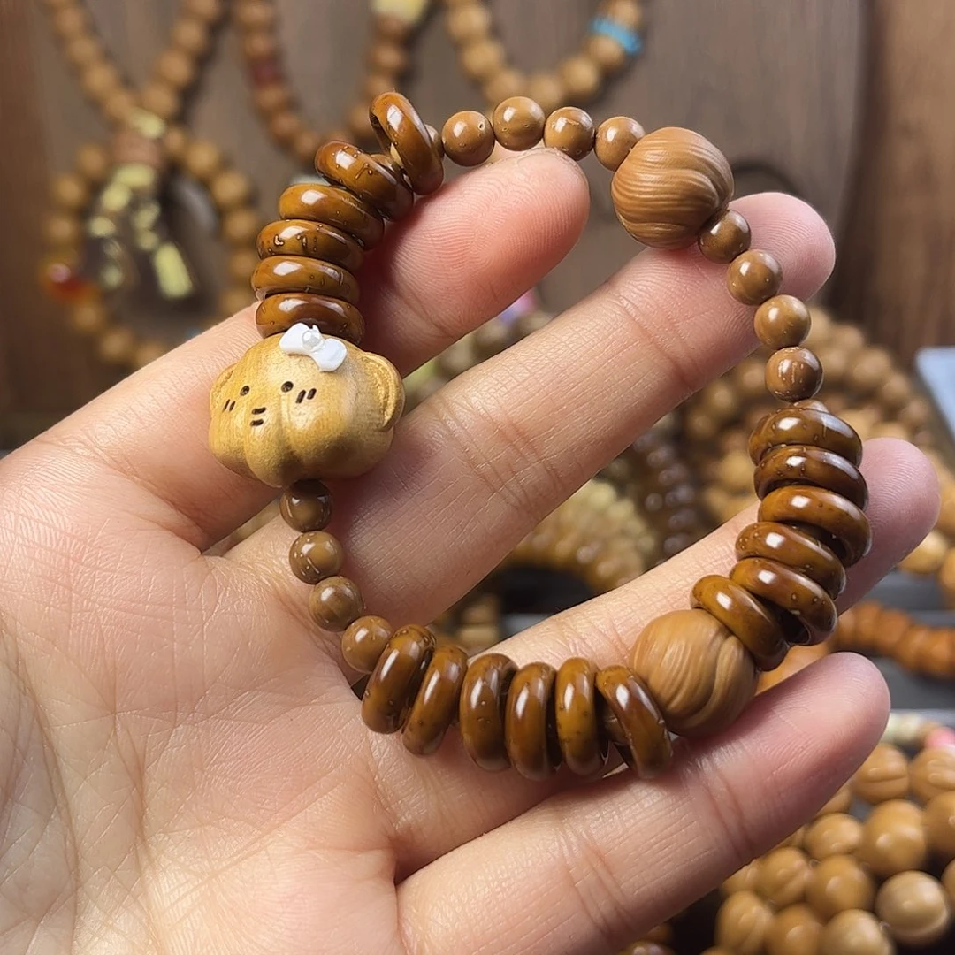 吊坠紫金鼠紫金鼠手串手持碗肠标题