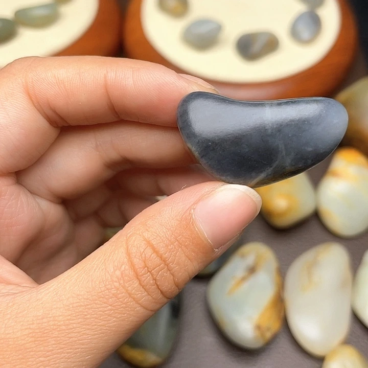 和田玉未镶嵌颈饰37