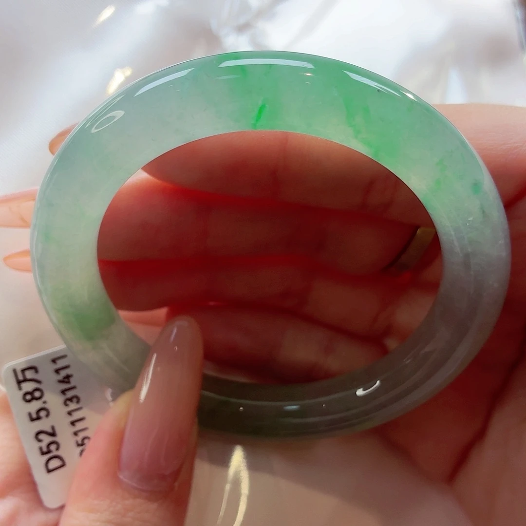 翡翠未镶嵌手镯（圆镯）22（65号）