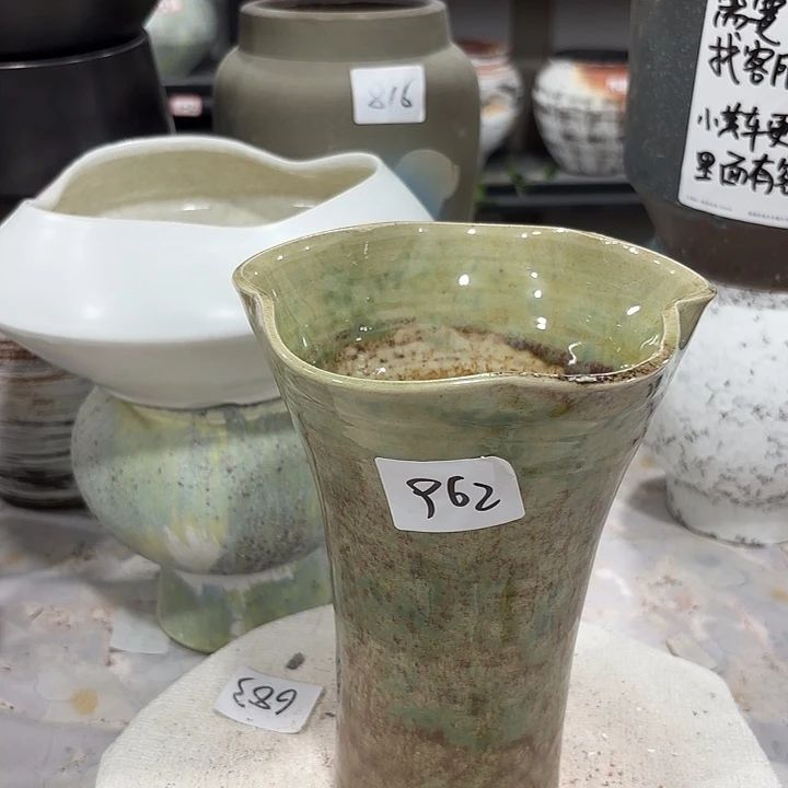 摆件高20，口14，有孔962