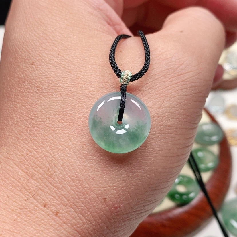 【闪购商品】翡翠未镶嵌吊坠(不含链)