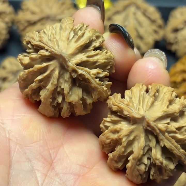 文玩核桃吊坠秦岭灯笼3