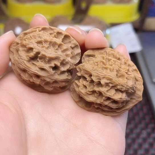 吊坠文玩核桃苹果园