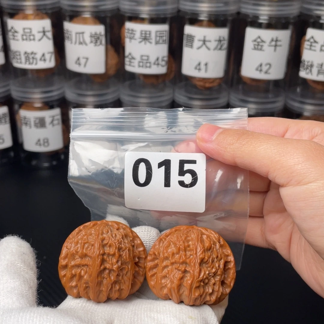 文玩核桃把件43闷白