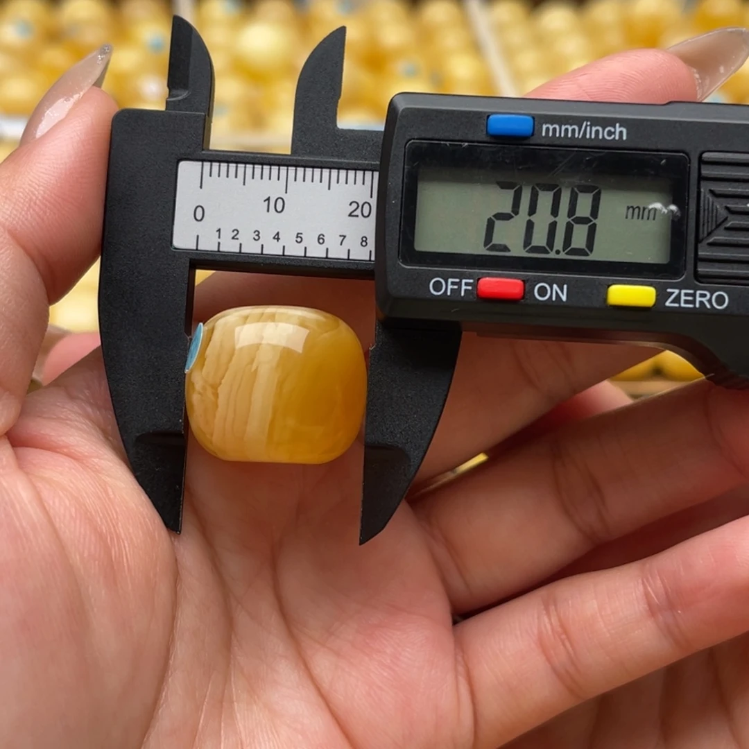 琥珀未镶嵌裸石蜜蜡墩子笑