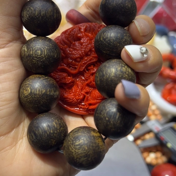 大果紫檀（缅甸花梨）红姑娘龙牌在