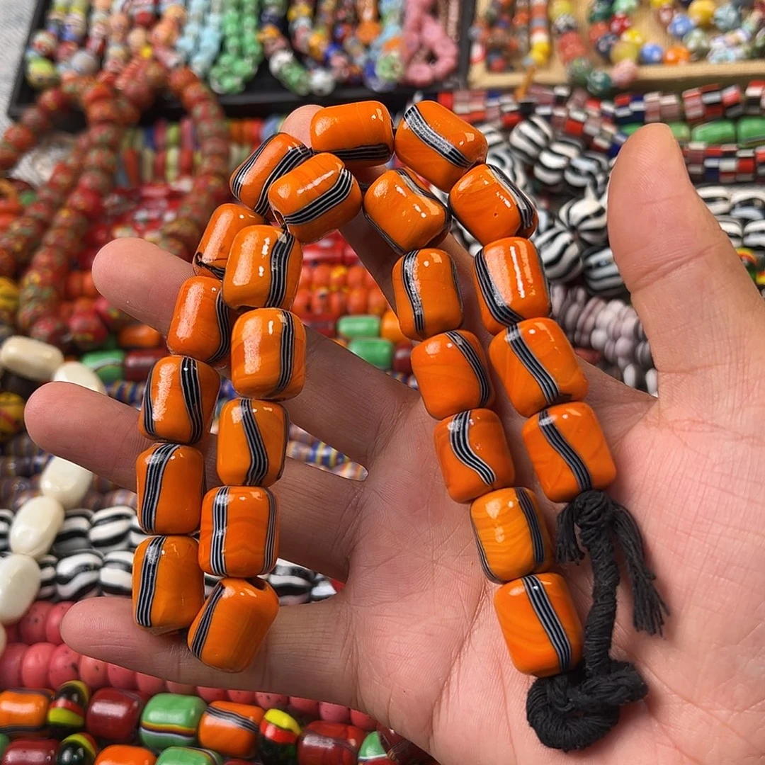 琉璃非金属绿色桶珠