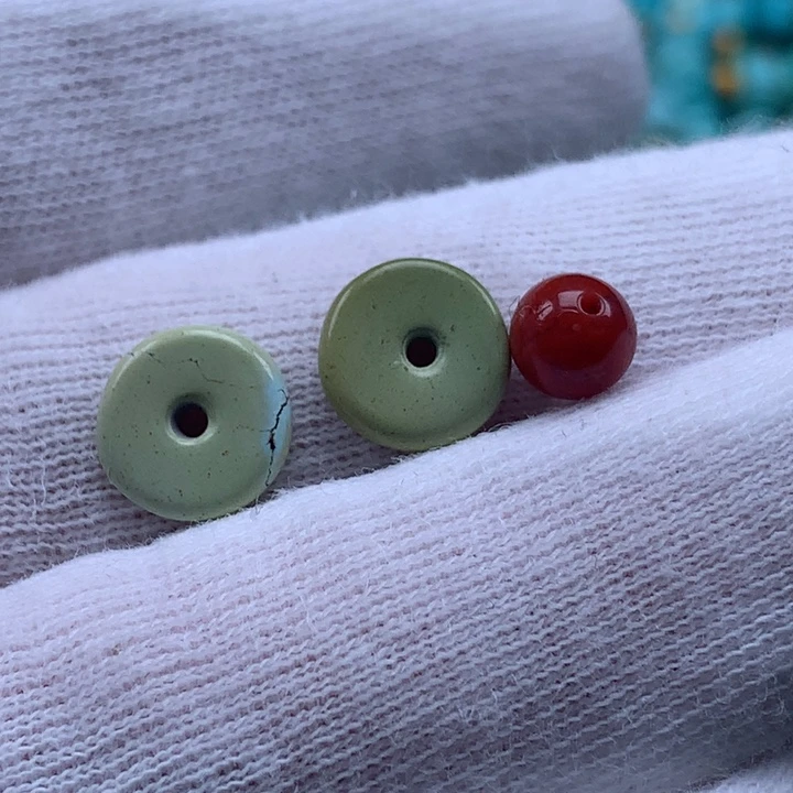 南红玛瑙未镶嵌珠宝奇石