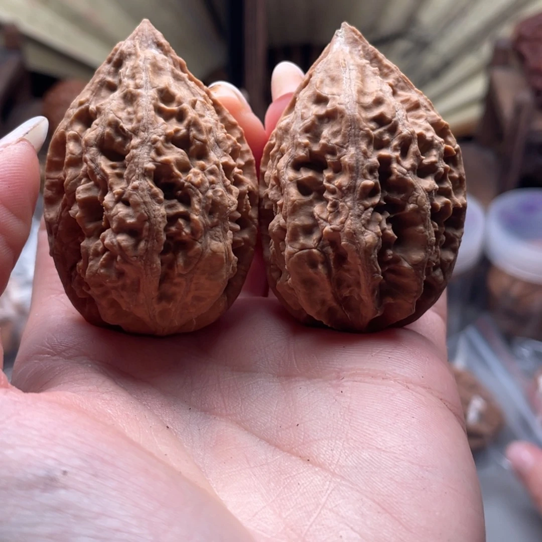 文玩核桃把件楸刀鱼92