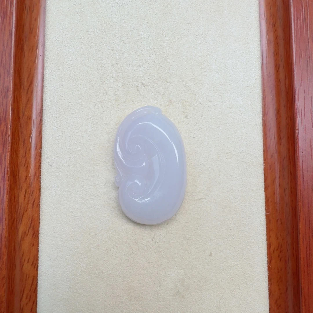 颈饰未镶嵌翡翠孤品