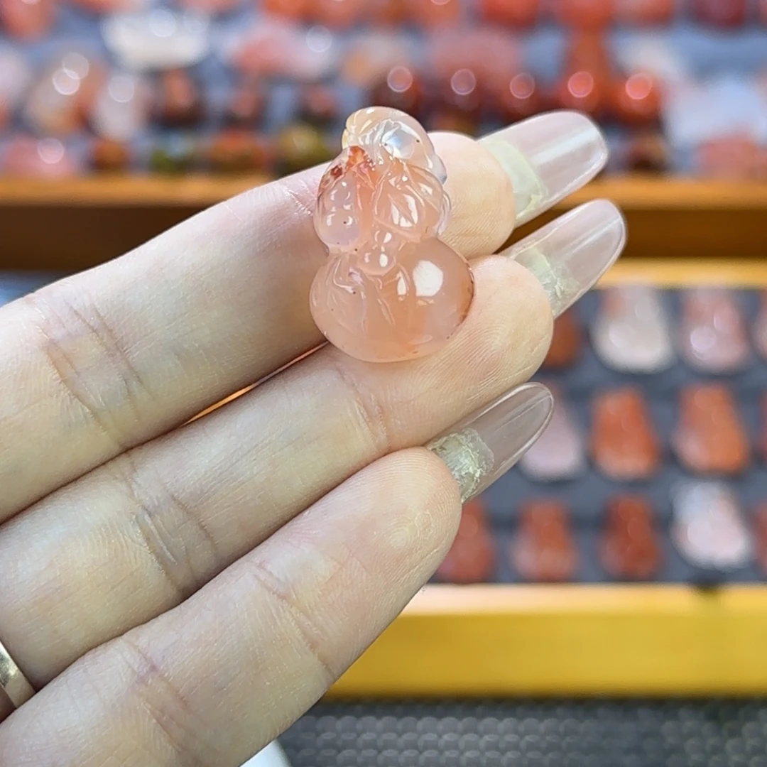 南红玛瑙未镶嵌珠宝半成品