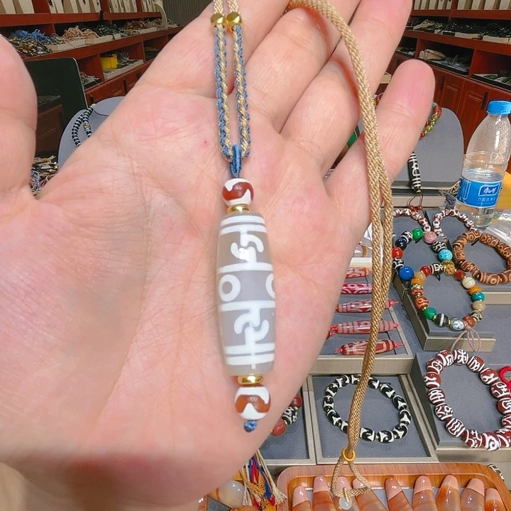 未镶嵌玛瑙/玉髓珠宝奇石