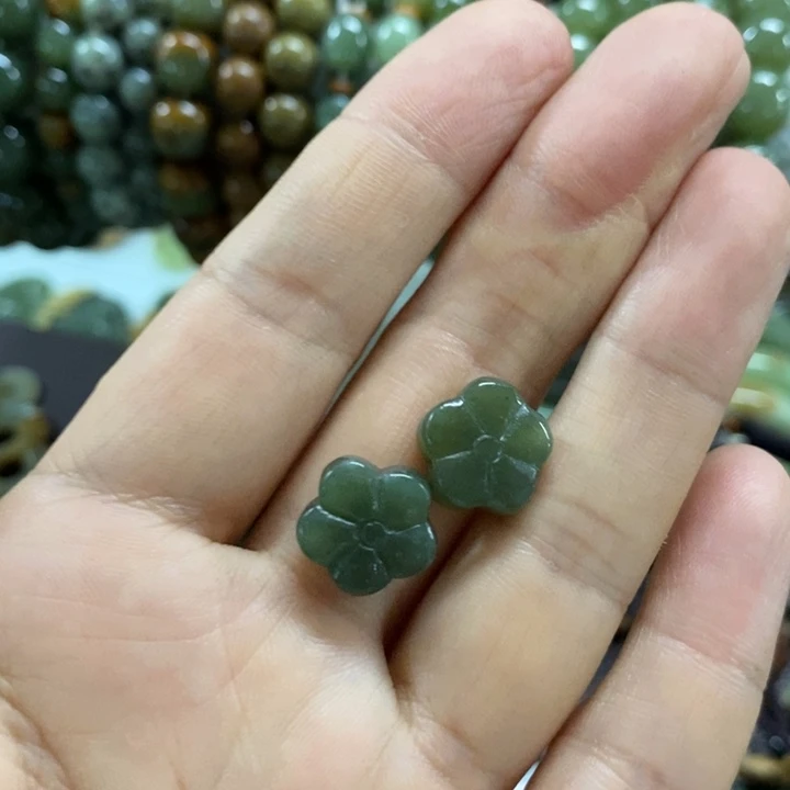 手链未镶嵌岫岩老玉（透闪石质玉）