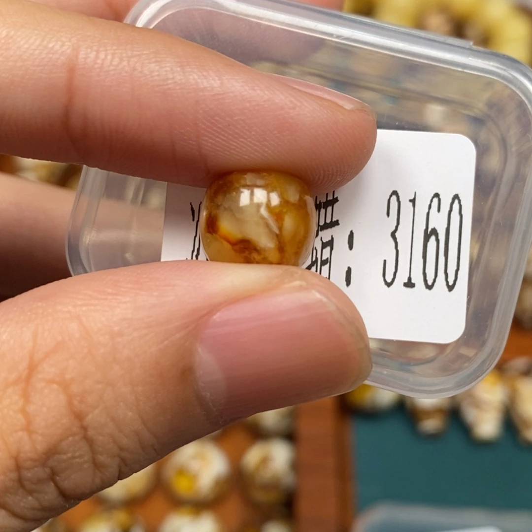 猴头核桃把件沁色圆珠老型3160