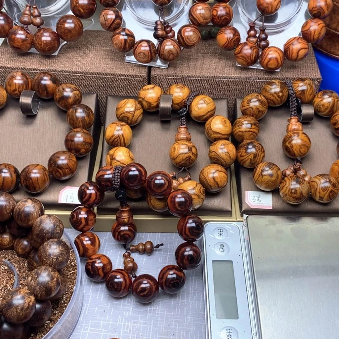 花梨木类游****计花梨—1.8–黄花梨