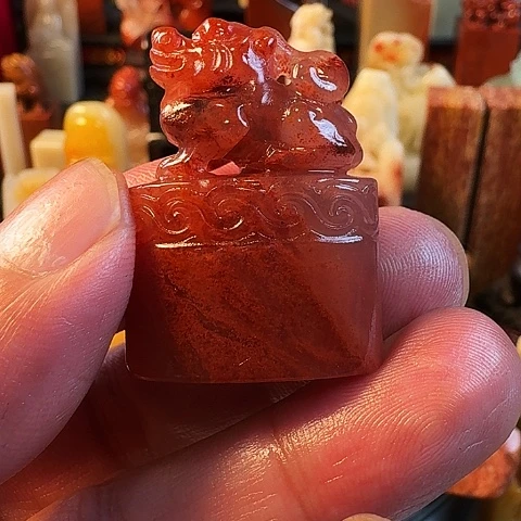 寿山石高山水洞石