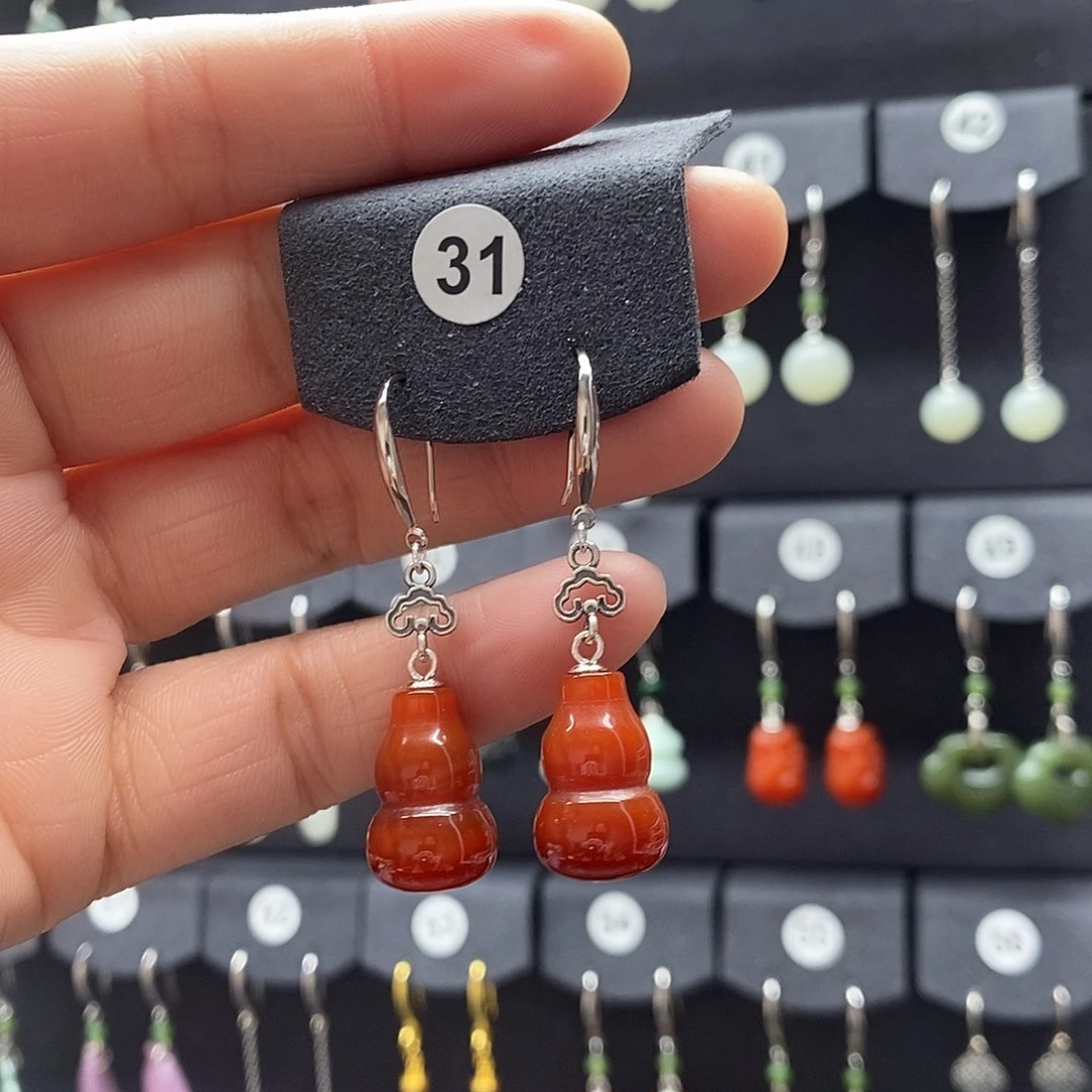 瑞***年玛瑙/玉髓银S925镶嵌耳坠