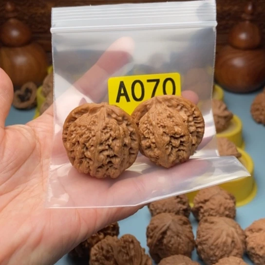 我***℃吊坠文玩核桃粗筋38