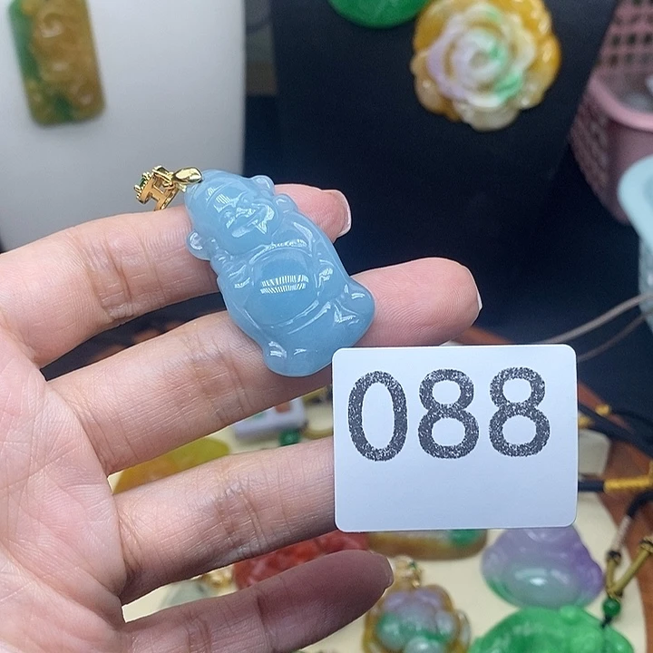 吊坠(赠链)未镶嵌翡翠