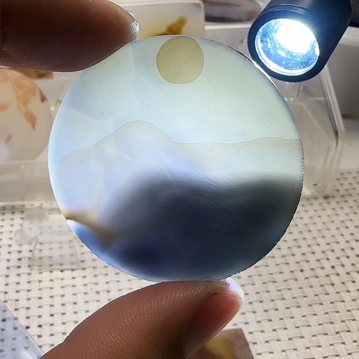 玛瑙/玉髓未镶嵌珠宝奇石