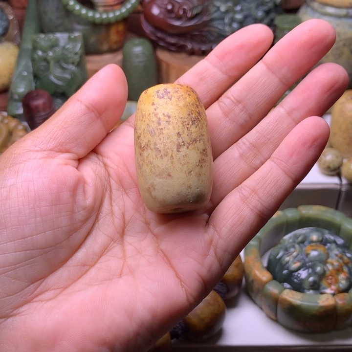 粉***墨岫岩河磨玉（透闪石质玉）未镶嵌吊坠(不含链)