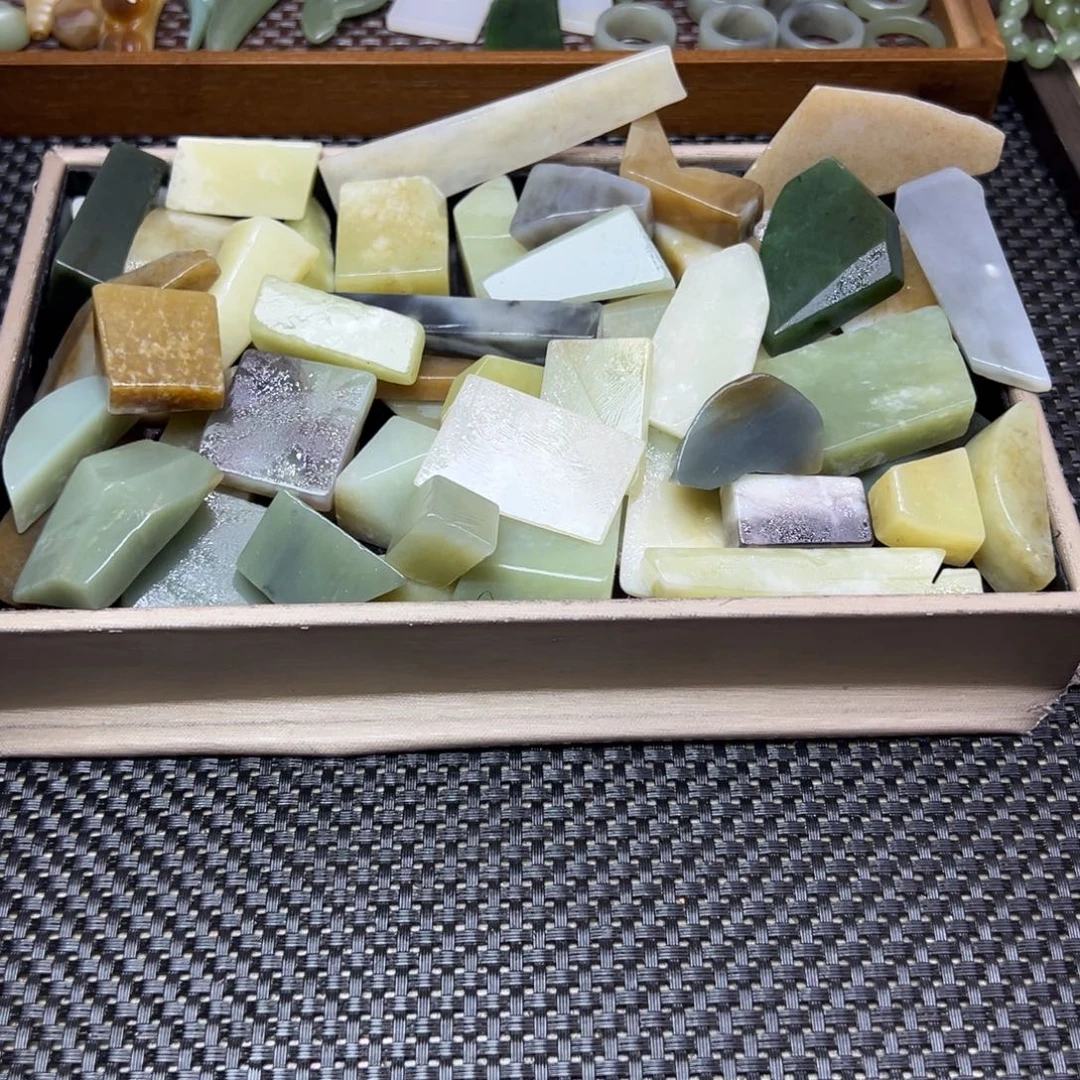 和田玉（糖玉）未镶嵌珠宝半成品