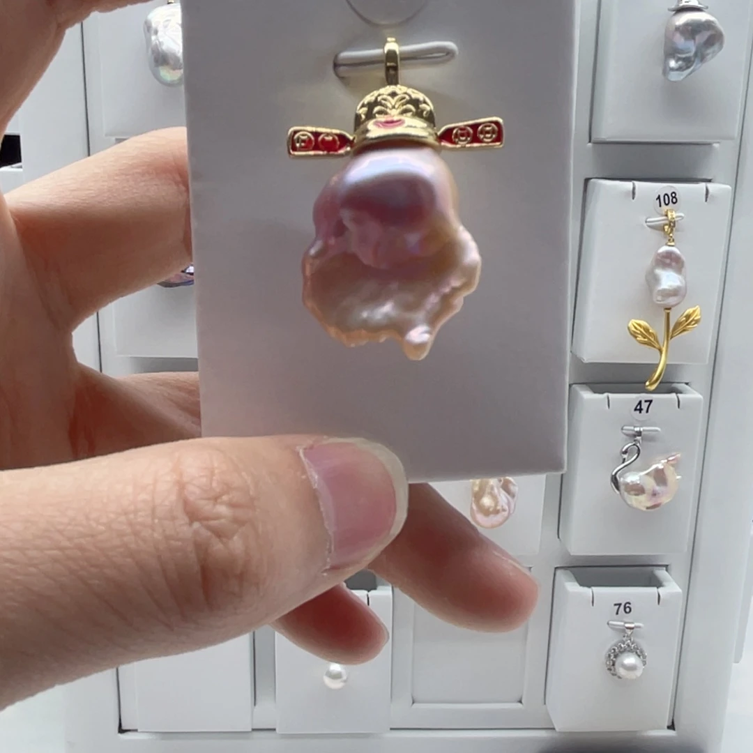 淡水珍珠合金颈饰