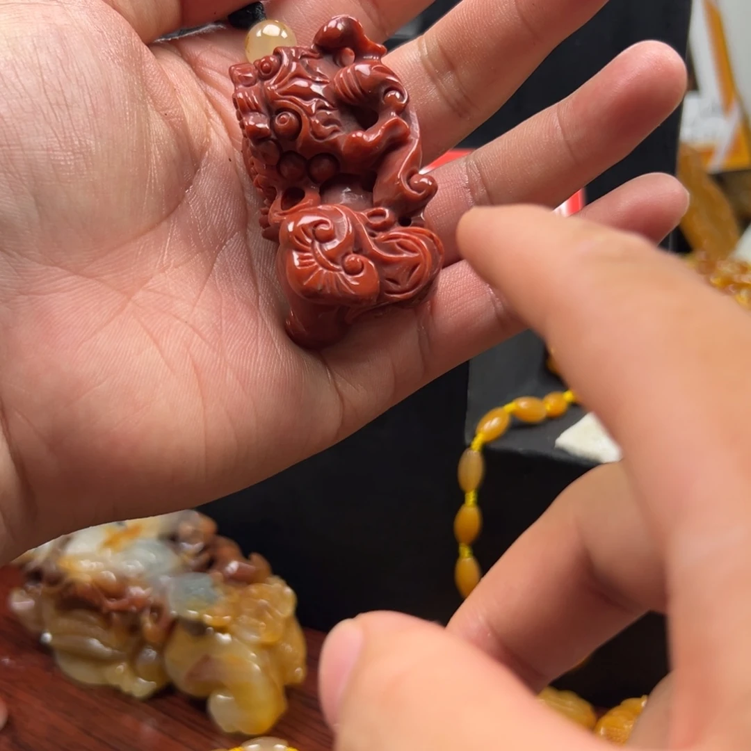 石英质玉（黄龙玉）未镶嵌多样性发货，发其一