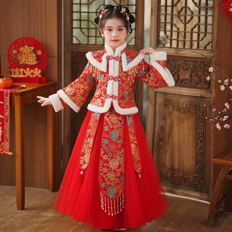 中国风2024年女童冬季汉服红色小女孩拜年服加绒宝宝冬季喜庆秋冬