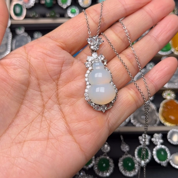 玛瑙/玉髓合金颈饰