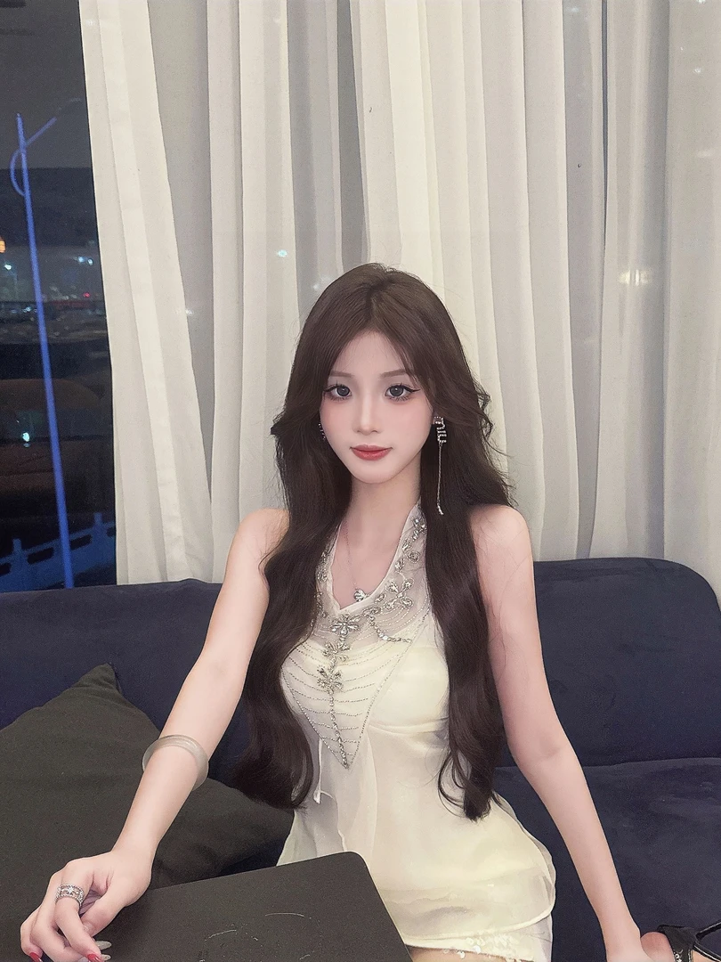 《XBING同学》孤品辣妹网红韩版女装