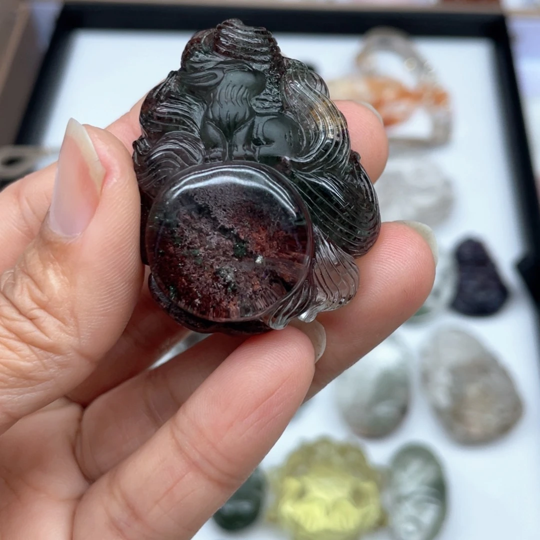 水晶吊坠(不含链)未镶嵌T****?