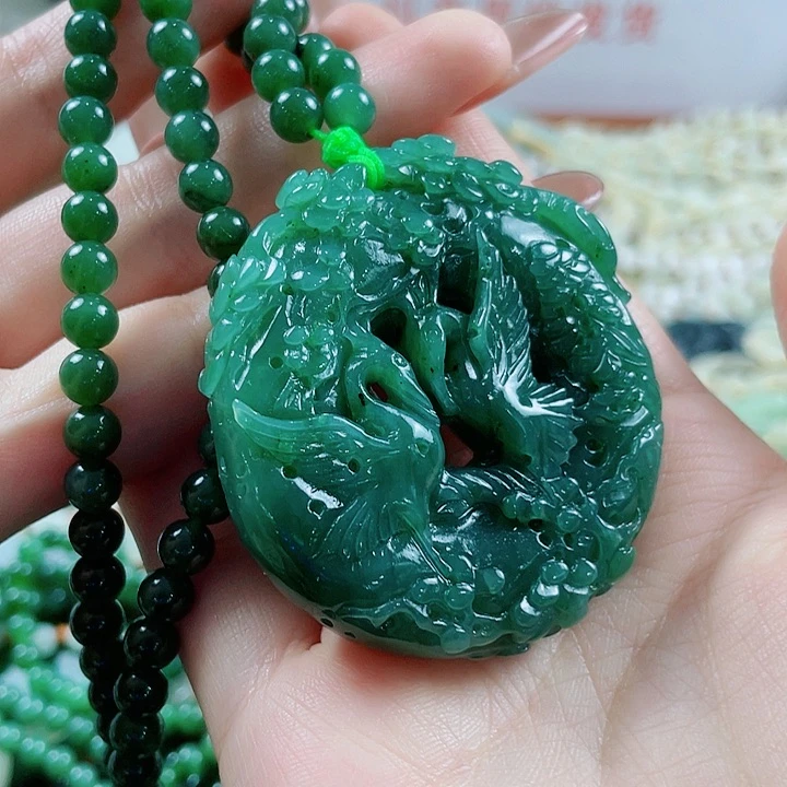 颈饰未镶嵌和田玉