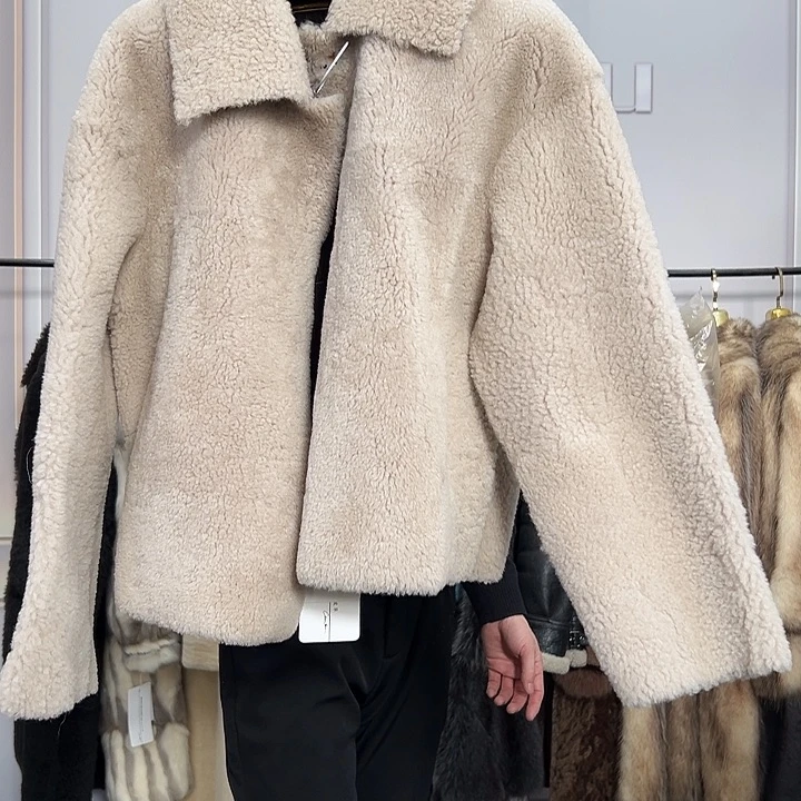 燕***子恒玖新款女装外套963