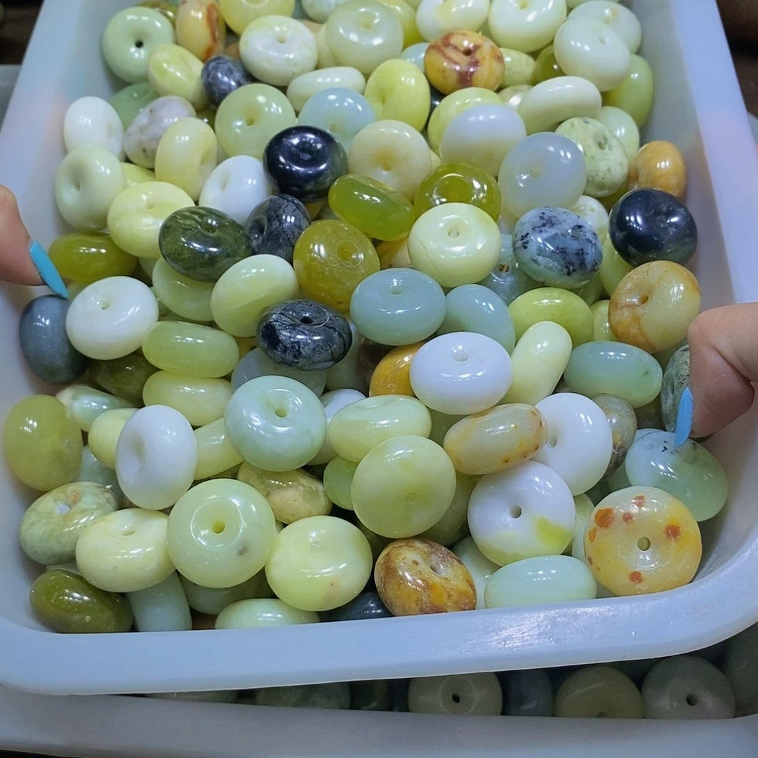 蛇纹石玉未镶嵌其他乌****室71