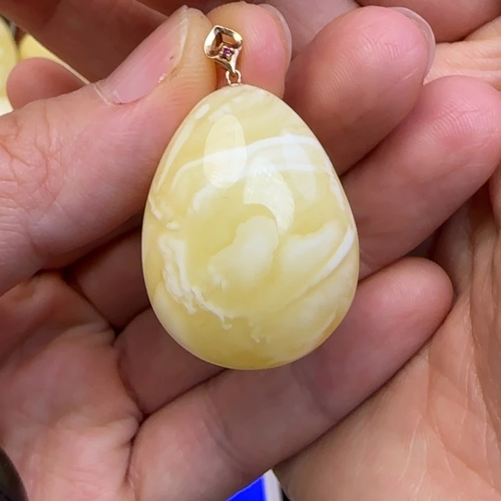 未镶嵌颈饰蜜蜡天然蜜蜡