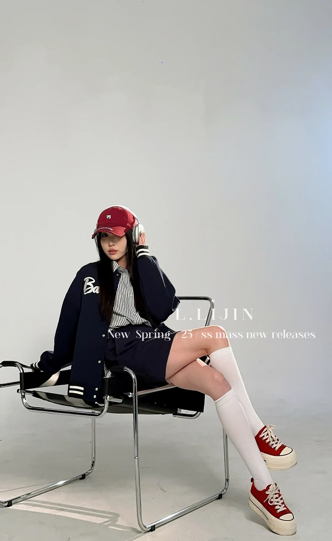 洛俪金2025早春新款外套